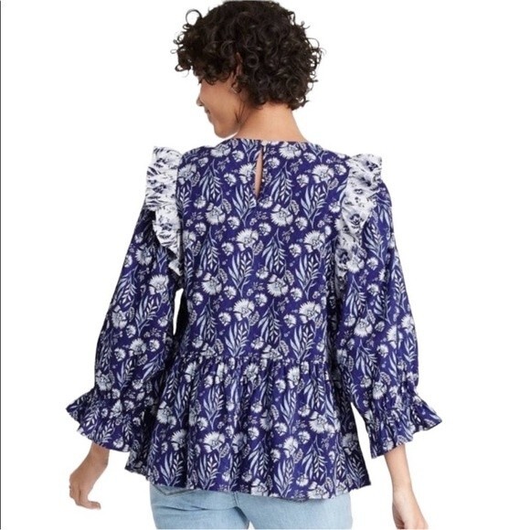 Universal Thread Blue Floral Print Puff 3/4 Sleeve Ruffle Top Blouse Size Small - Picture 2 of 16
